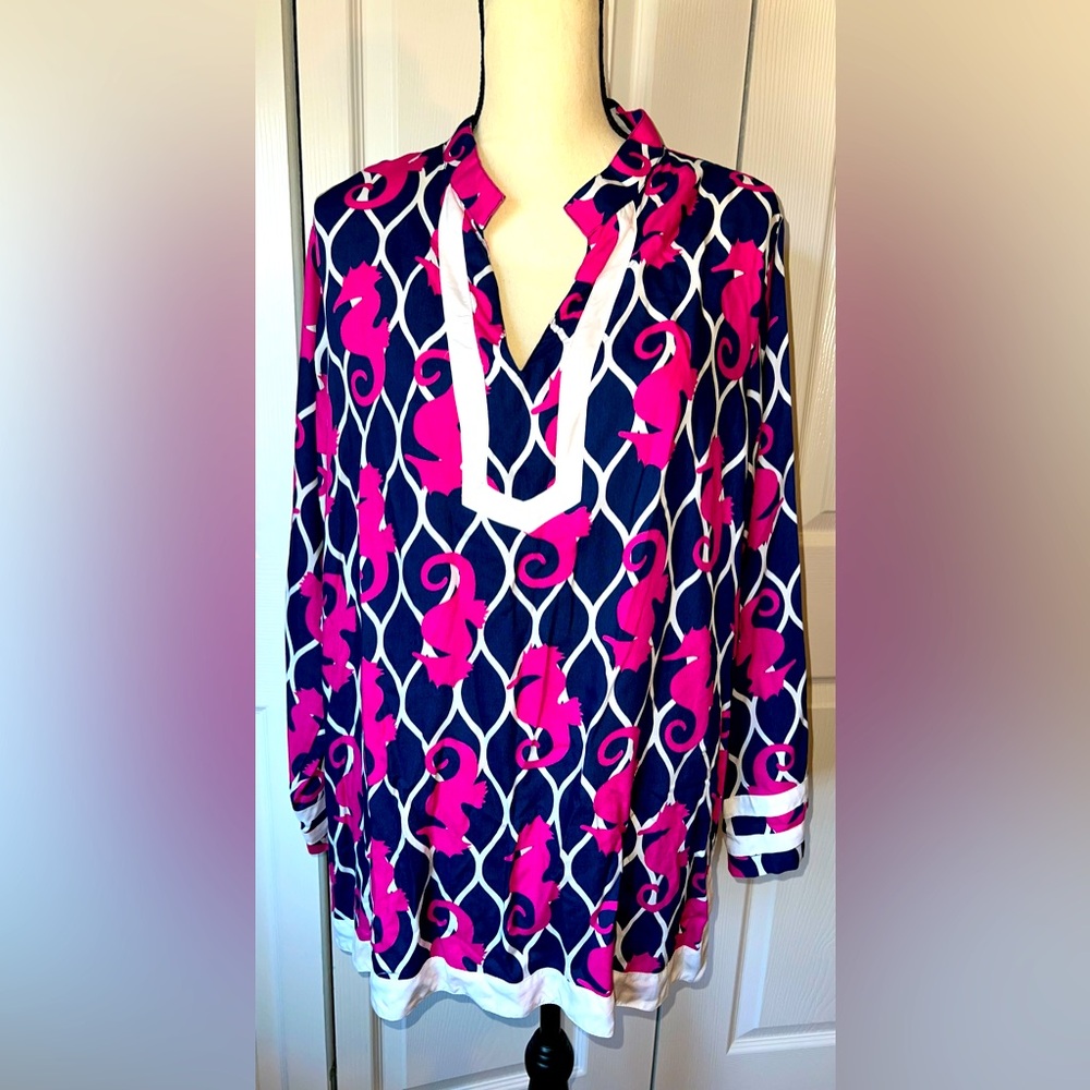 EUC Escapada XL Blue and Pink Seahorse Women’s Top